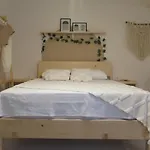Santa Suites- Near Saint Nicholas Church