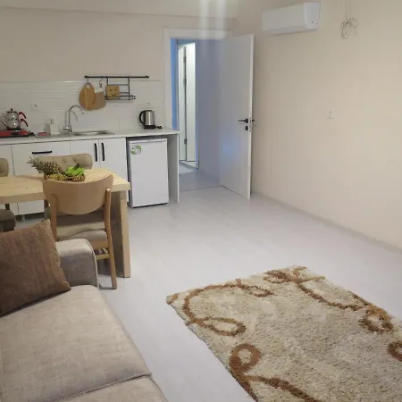 Santa Suites- Near Saint Nicholas Church