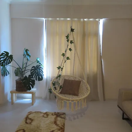 Santa Suites- Near Saint Nicholas Church