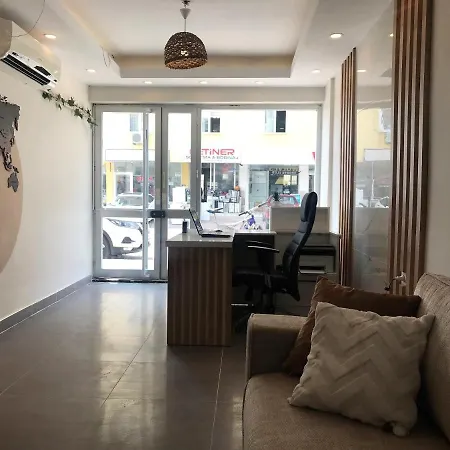 Апарт-отель Santa Suites- Near Saint Nicholas Church
