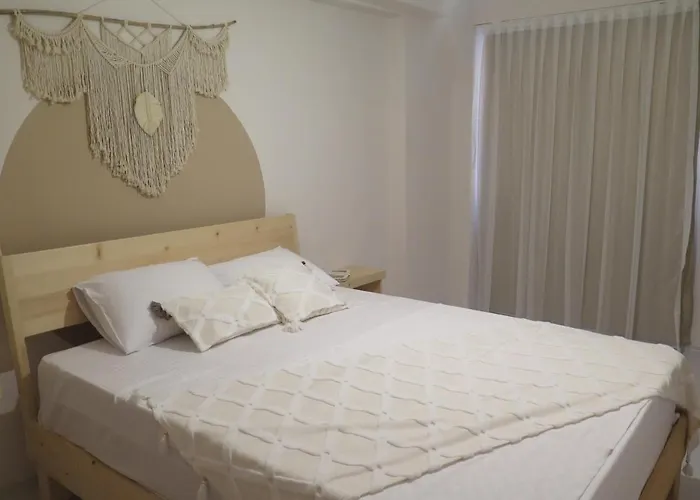 Santa Suites- Near Saint Nicholas Church 4*